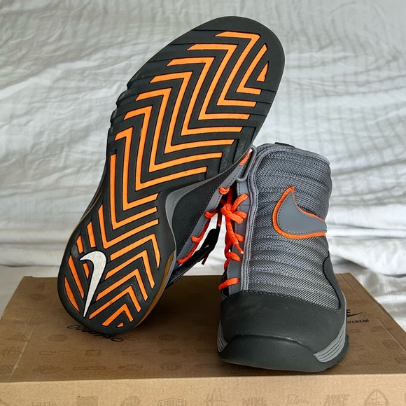Nike Air Max Shake Evolve Dennis Rodman Anthracite 511494-004 - Picture 3 of 7